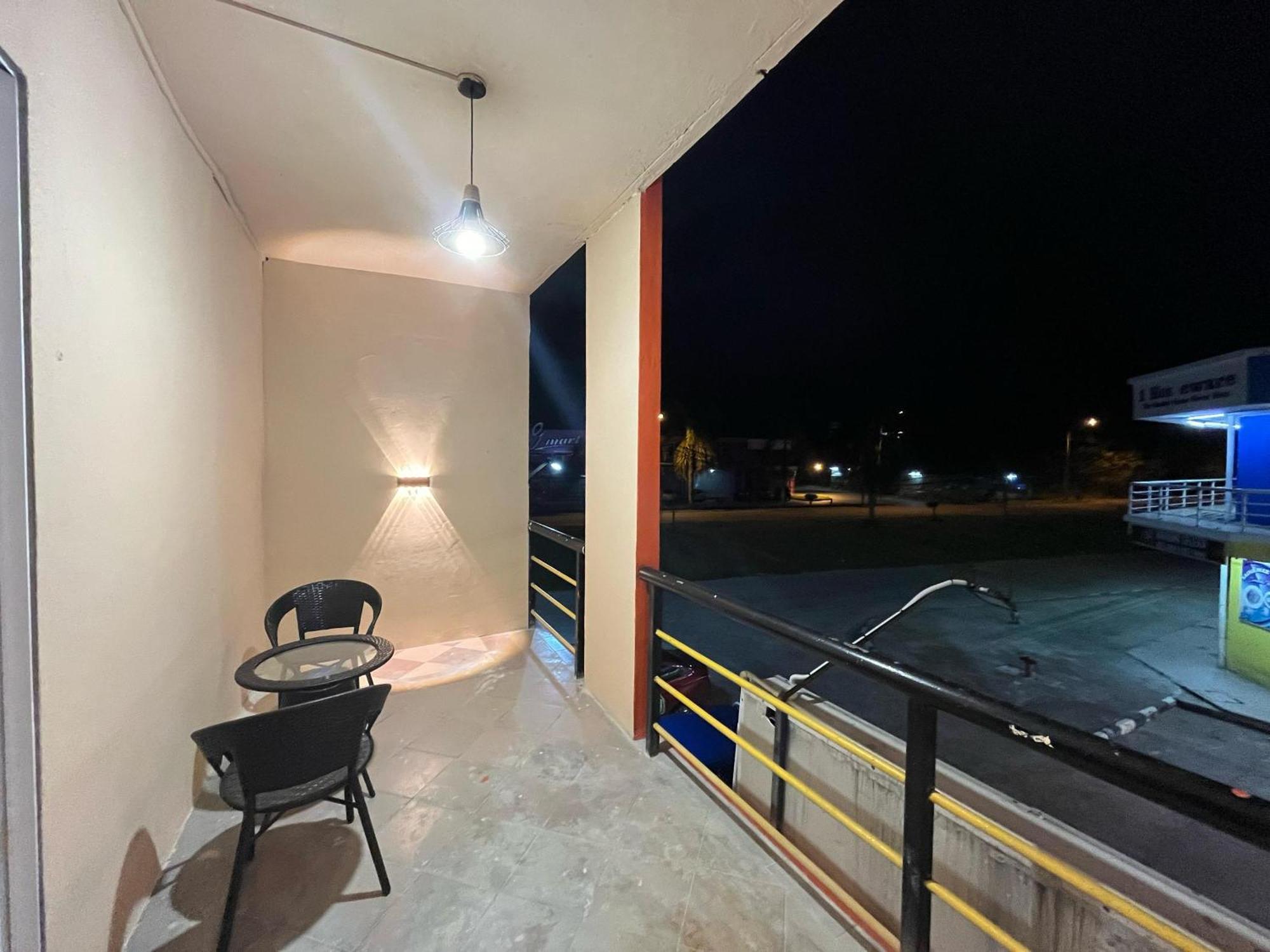 Halo Hotel Semporna Exteriör bild