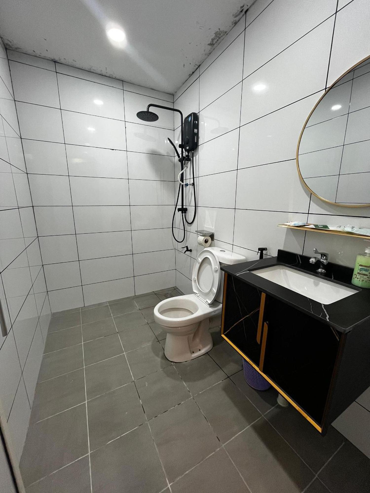 Halo Hotel Semporna Exteriör bild